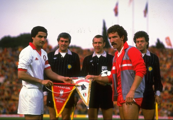 Di Bartolomei Captain of AS Roma and Graham Souness Captain of Liverpool