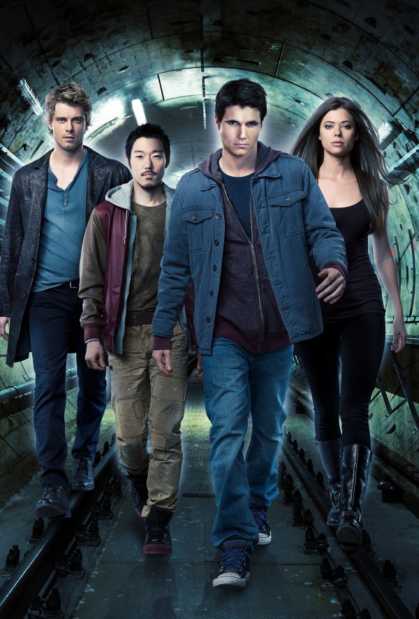 THE TOMORROW PEOPLE_LUKE MITCHELL (JOHN YOUNG), AARON YOO (RUSSELL), ROBBIE AMELL (STEPHEN JAMESON), PEYTON LIST (CARA)