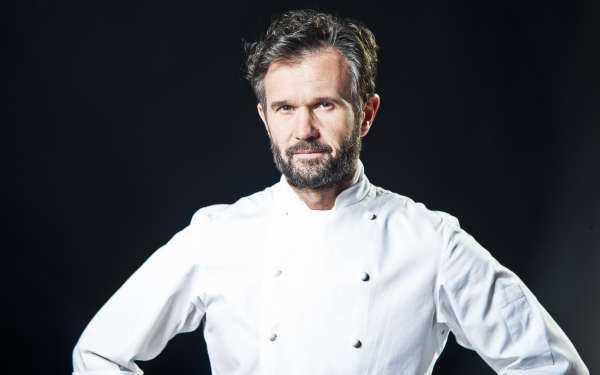 Da domani su Cielo "Hell's Kitchen Italia", padrone di casa Carlo Cracco | Digitale terrestre: Dtti.it