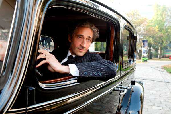 Adrien Brody interpreta "HOUDINI": prima Tv Assoluta su DMAX il 7 e 8 Gennaio | Digitale terrestre: Dtti.it