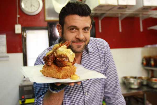 Su Fine Living Adam Richman presenta "Man Finds Food", da Lunedì in prima tv | Digitale terrestre: Dtti.it