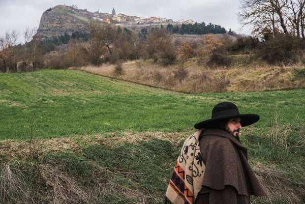 Speciale TV con Vinicio Capossela "Tra sacro e profano – Nel paese dei coppoloni" | Digitale terrestre: Dtti.it