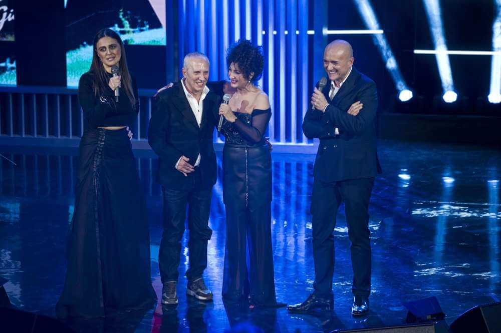 Concerto-evento con Marcella Bella dedicato a Gianni Morandi su Rete4: "Una serata, bella per te, Gianni!" | Digitale terrestre: Dtti.it