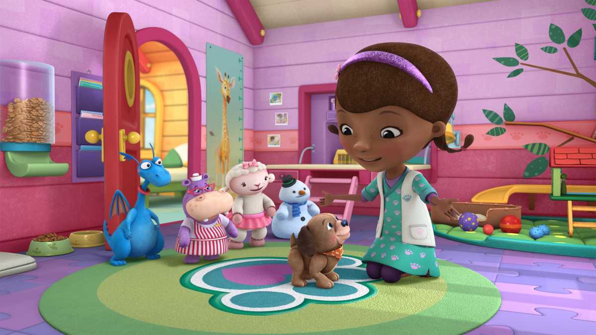 DOC MCSTUFFINS - "Fetchin' Findo" - Doc McStuffins opens a new veterinary practice in her backyard clinic where she treats stuffed animals and toys -- in a "Doc McStuffins" programming event for kids age 2-7 that will highlight care and responsibility for pets. The multi-episode story arc, "Doc McStuffins: Pet Vet," presented in collaboration with the ASPCA (The American Society for the Prevention of Cruelty to Animals(r)), Solid Gold Holistic Pet Food and Nationwide, begins FRIDAY, AUGUST 14 (9:00-10:00 a.m., ET/PT) on Disney Channel and WATCH Disney Junior. Additional pet-themed episodes of "Doc McStuffins" will roll out on Disney Channel, Disney Junior and WATCH Disney Junior. (Disney Junior)
STUFFY, HALLIE, LAMBY, CHILLY, FINDO, DOC