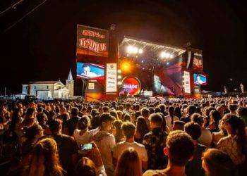 Festival Show 2018 - Caorle

Photo: Pietro Rizzato © 2018 - bit.ly/IGpietrorizzatophoto