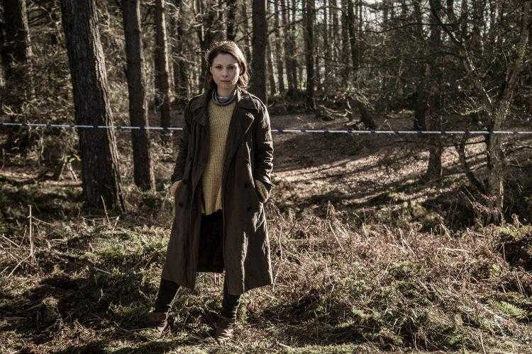 Picture Shows: Helen Weeks (MYANNA BURING)