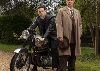 FROM KUDOS FILM AND TV

GRANTCHESTER SERIES 5

EPISODE 1

Pictured: ROBSON GREEN as Geordie Keating and TOM BRITTNEY as Rev Will Davenport.

This image is the copyright of ITV and may only be used in relation to Grantchester series 5.