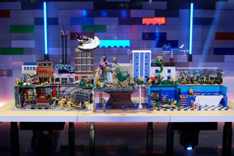 LEGO MASTERS: L-R: A final build in the "Good Vs. Evil" episode of LEGO MASTERS airing Wednesday, March 25 (9:01-10:00 PM ET/PT) on FOX. ©2020 FOX MEDIA LLC. CR: Ray Mickshaw/FOX