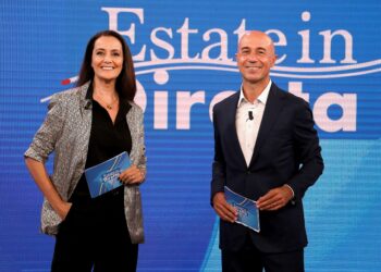 ROMA 1 LUGLIO 2021 PUNTATA DI "ESTATE IN DIRETTA"IN ONDA SU RAIUNO DAL LUNEDI AL VENERDI ALLE ORE  15 30
NELLA FOTO ROBERTA CAPUA - GIANLUCA SEMPRINI