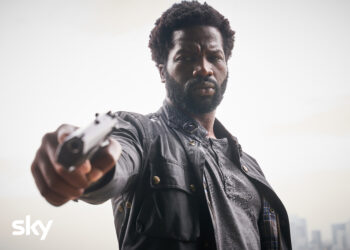 Set one year after the violent reckonings of series one. Since the Wallace Dumani empire collapsed, order is lacking and the chaos of a gold rush threatens the city with gangland anarchy.