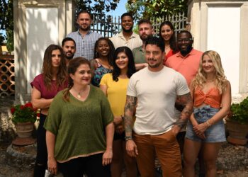 Judges Alex Guarnaschelli & Gabriele Bertaccini with all the contestants, as seen on Ciao House Season 1